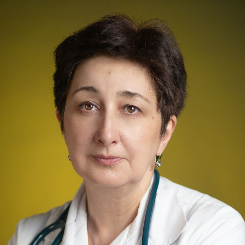 Dr. Emanuela Lăpușan